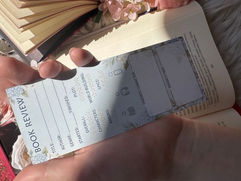 Закладинка Book Review 171354 фото